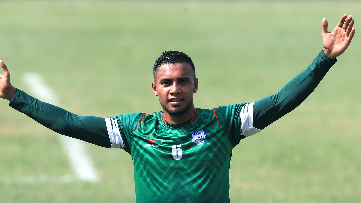 বাংলাদেশ ছেড়ে আর্জেন্টিনায় খেলতে যাচ্ছেন জামাল ভূইয়া